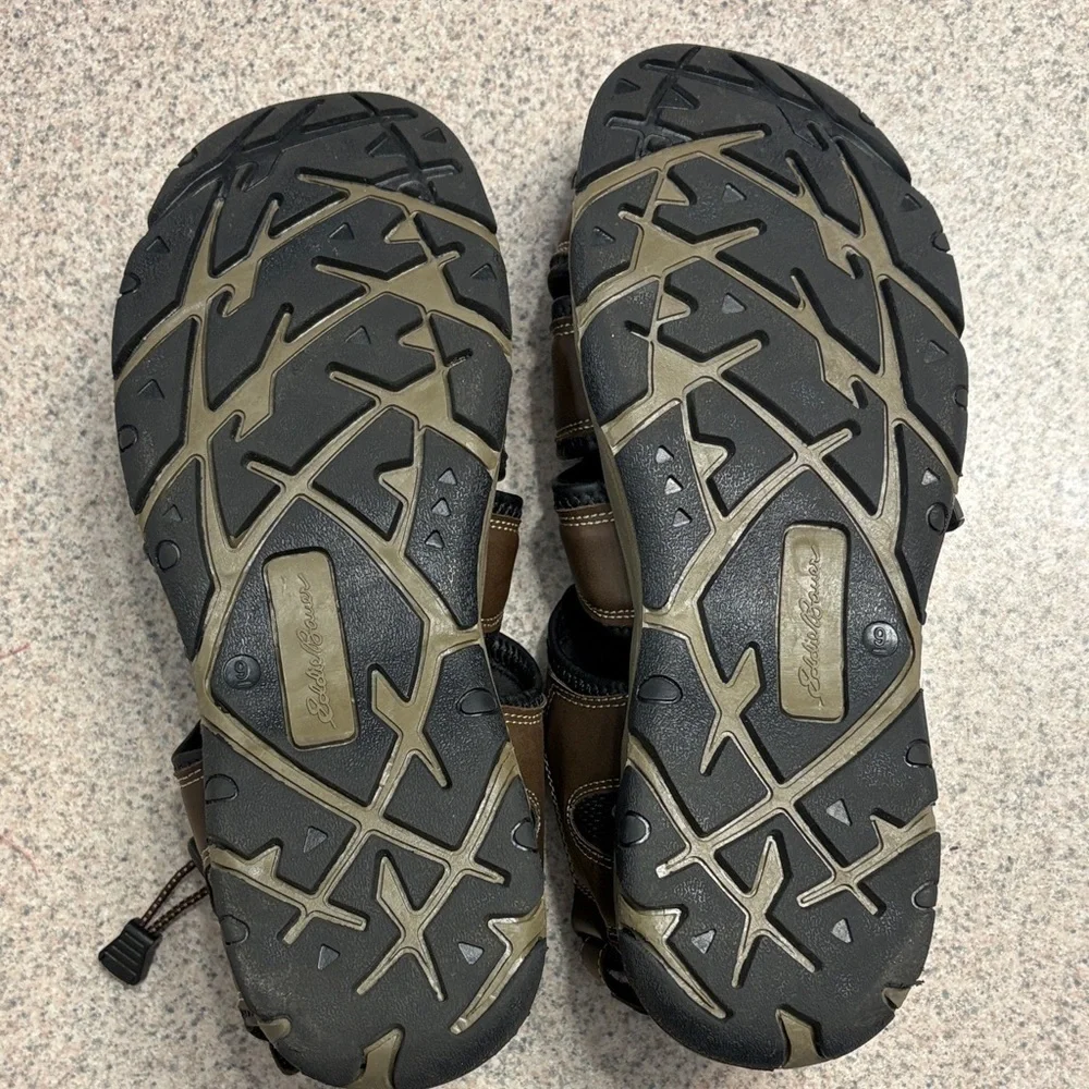 Eddie Bauer Brown and Black Men's Sandals